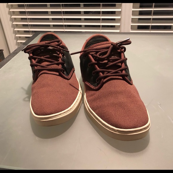 Vans shoes - Picture 3 of 3